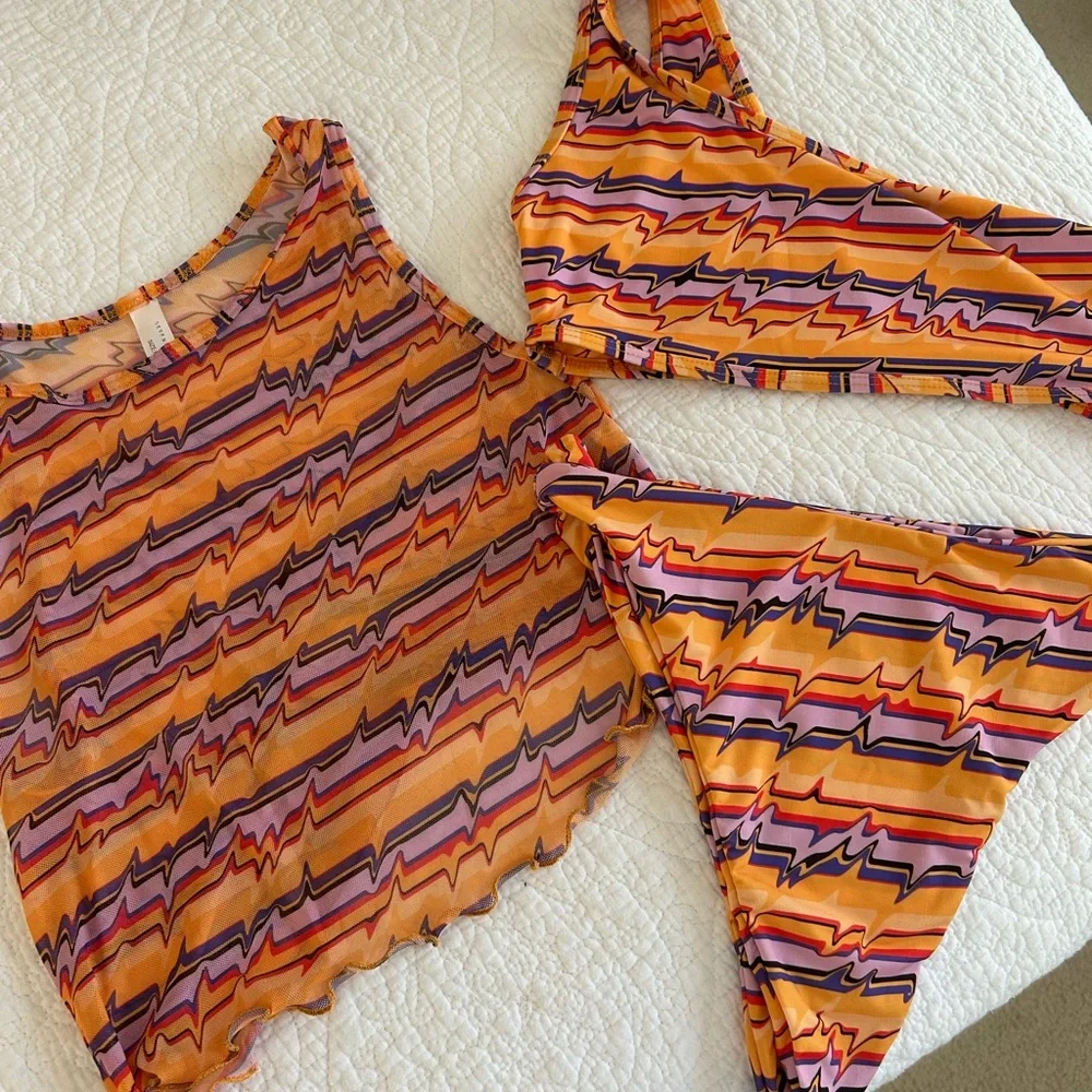SVN Swim Vibrant Zigzag Bikini Set And Coverup